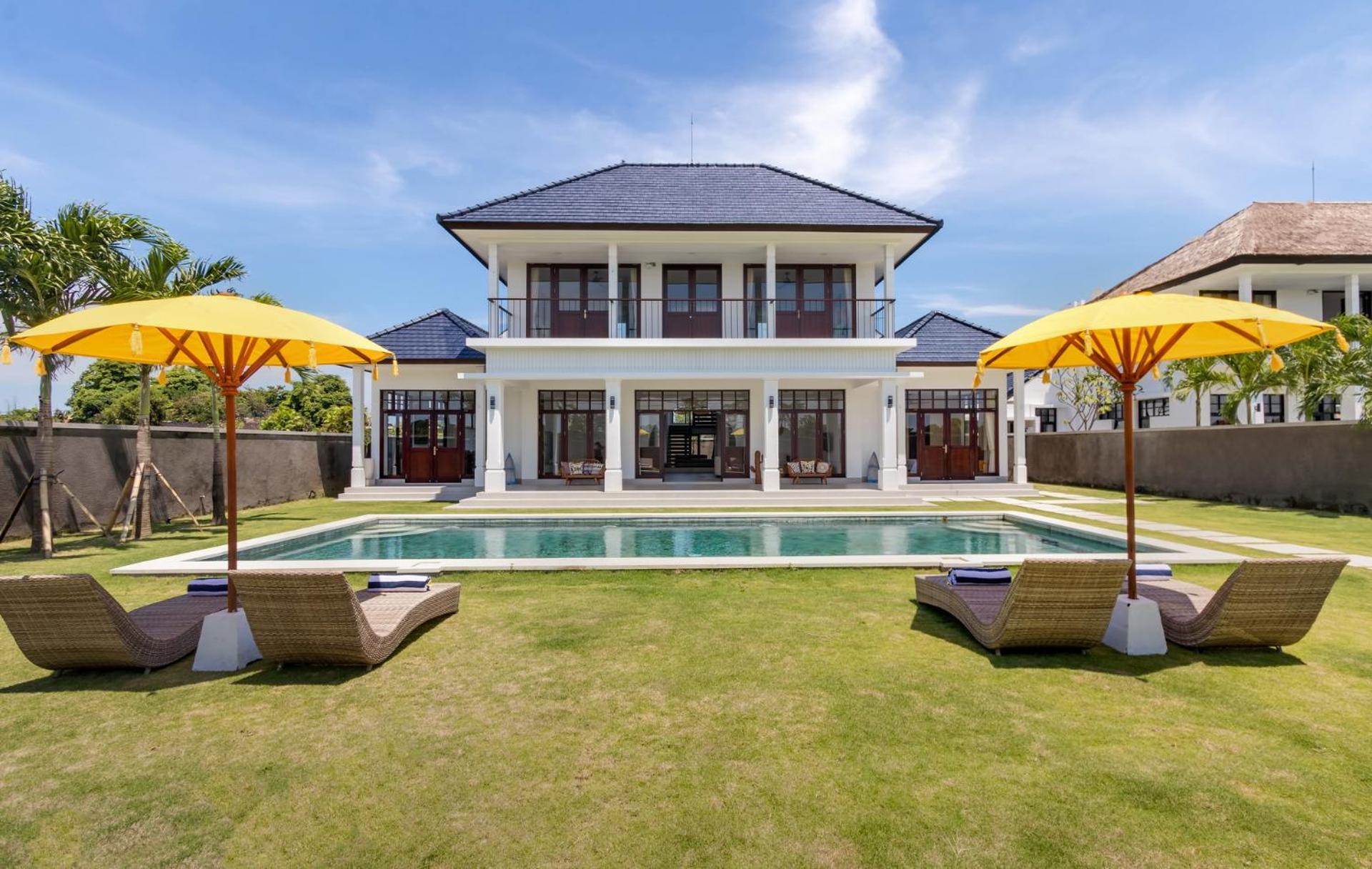 Villa Besakih 5Br, 5 Mins To Beach - Canggu Kültér fotó
